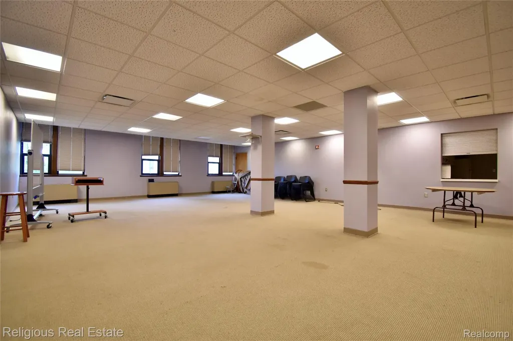 145 Capital Avenue NE Battle Creek City MI 49017