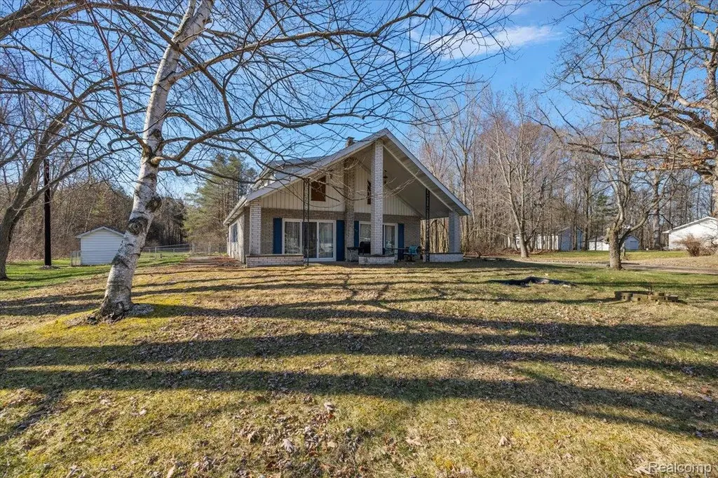 4705 Ketchum Road St. Clair Township MI 48079
