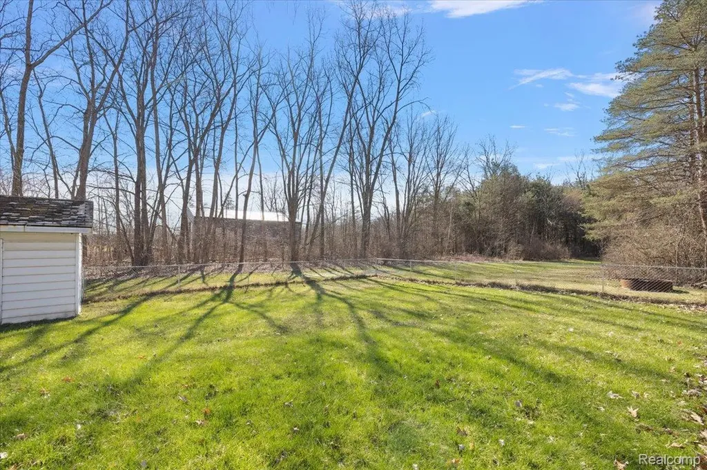4705 Ketchum Road St. Clair Township MI 48079