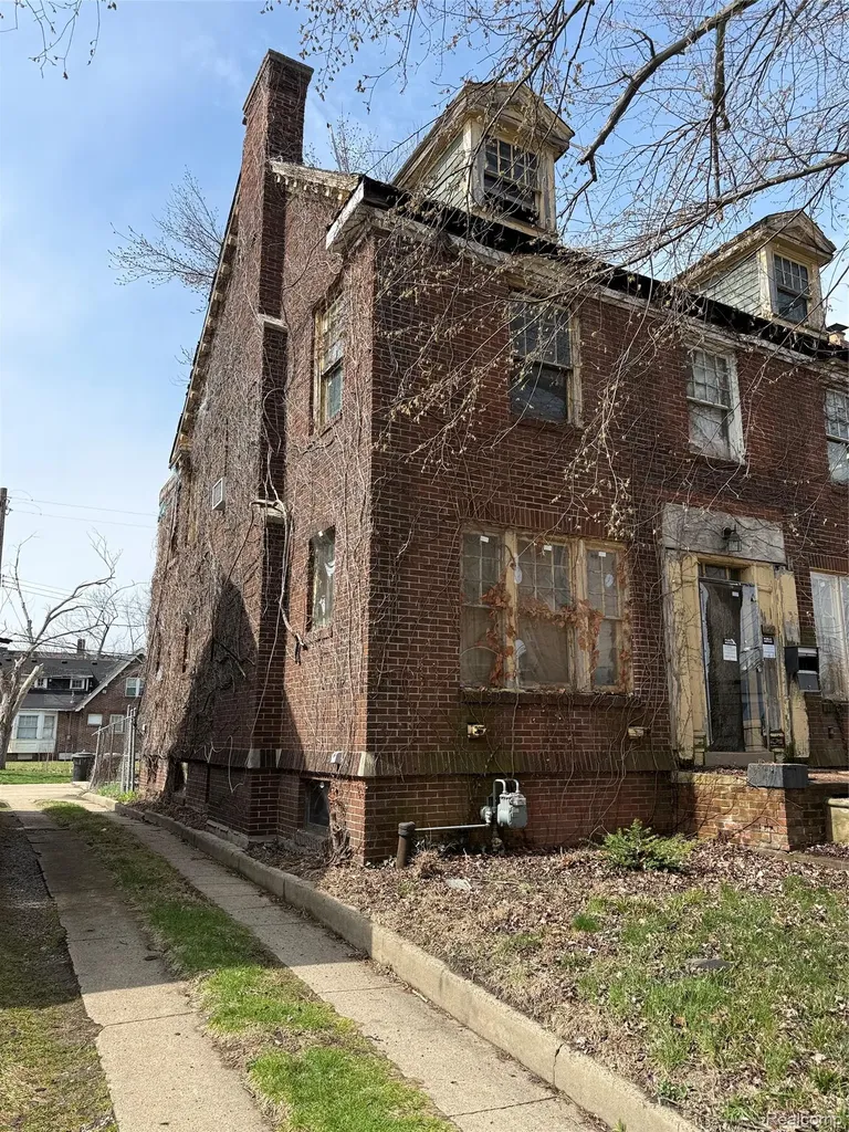 931 Ashland Street Detroit City MI 48215