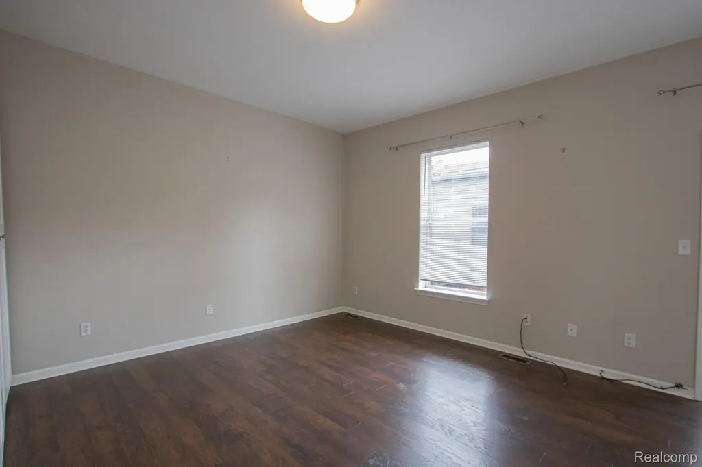 68 W Bethune Street Detroit City MI 48202