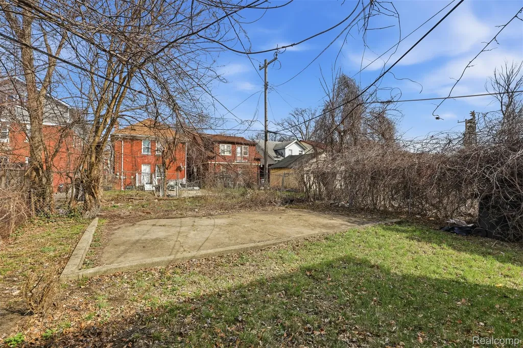 16188 Lawton Street Detroit City MI 48221