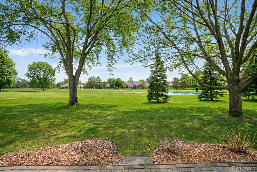 9346 Golfcrest Circle Davison Township MI 48423