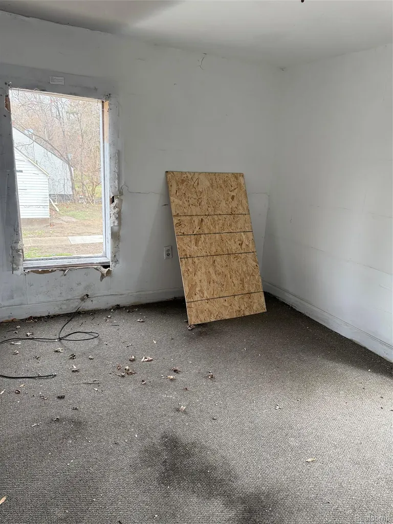 15394 Freeland Street Detroit City MI 48227
