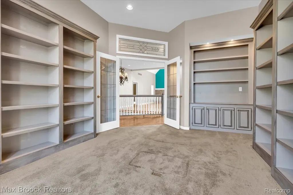 11633 Lorenz Way Plymouth Charter Township MI 48170