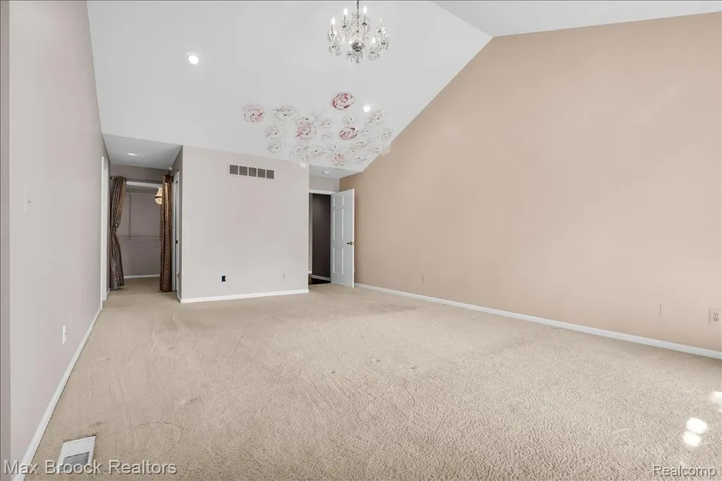 11633 Lorenz Way Plymouth Charter Township MI 48170