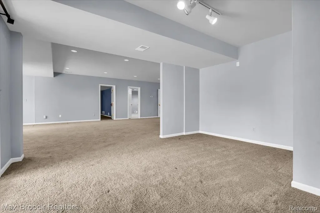 11633 Lorenz Way Plymouth Charter Township MI 48170