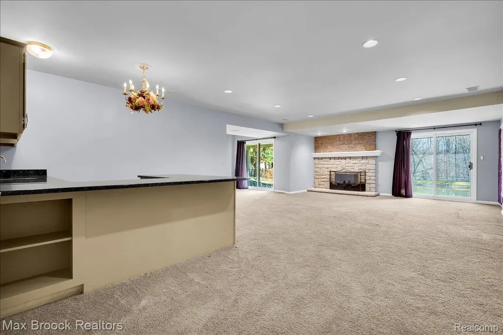 11633 Lorenz Way Plymouth Charter Township MI 48170