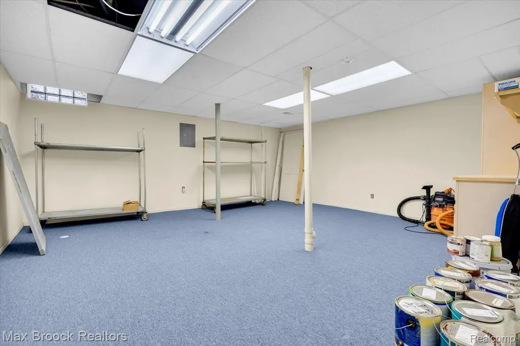 11633 Lorenz Way Plymouth Charter Township MI 48170