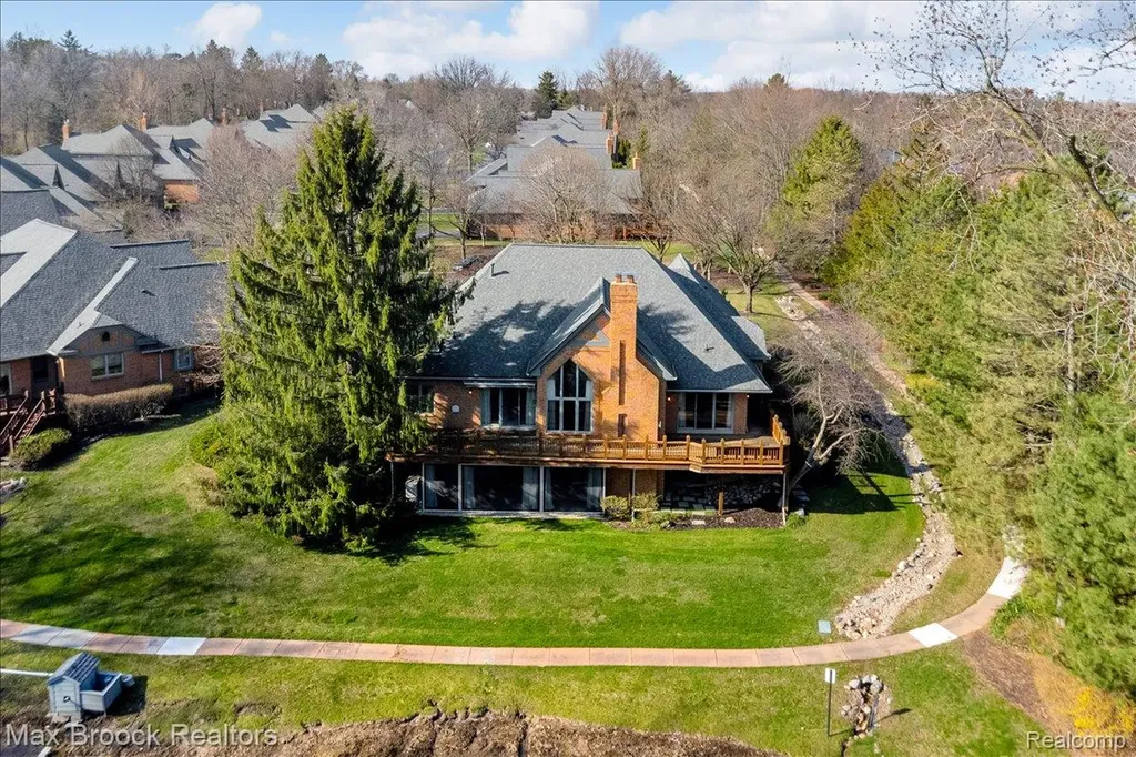 11633 Lorenz Way Plymouth Charter Township MI 48170