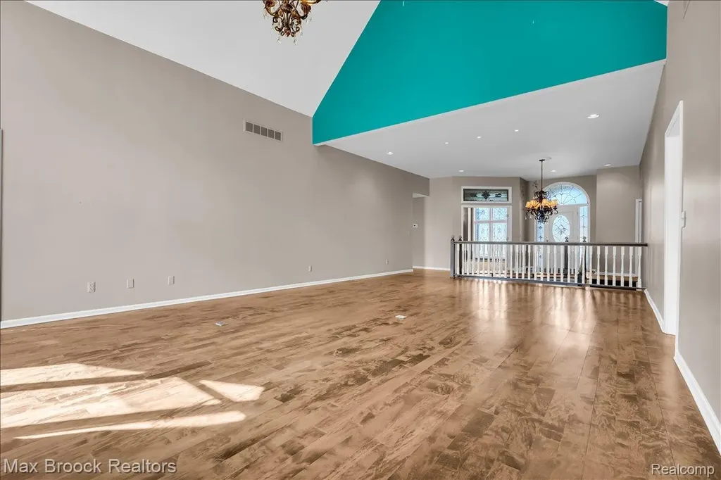 11633 Lorenz Way Plymouth Charter Township MI 48170