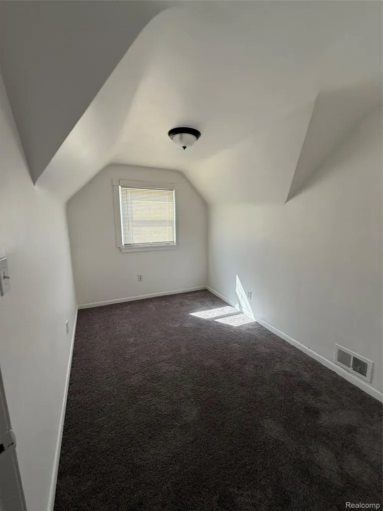 16570 Greenlawn Street Detroit City MI 48221