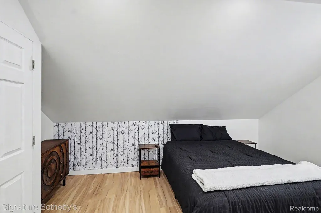 229 Forest Trail Rose Lake Township MI 49655