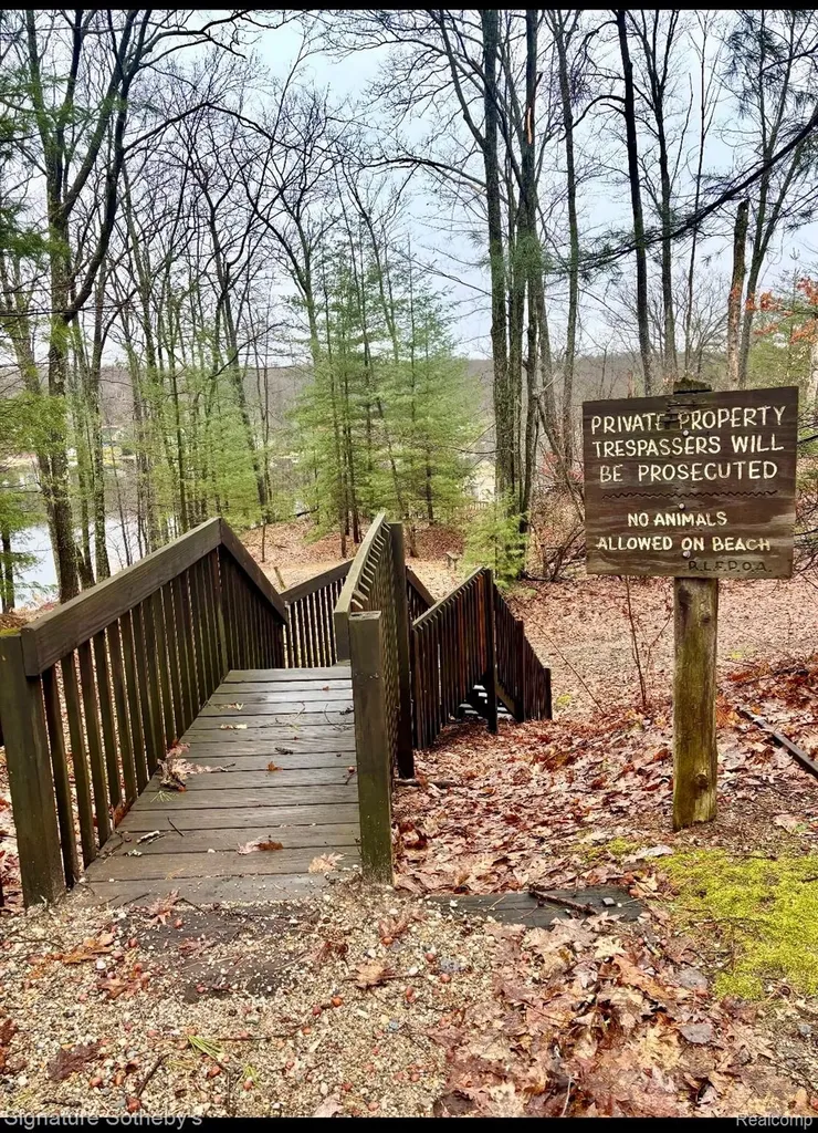 229 Forest Trail Rose Lake Township MI 49655