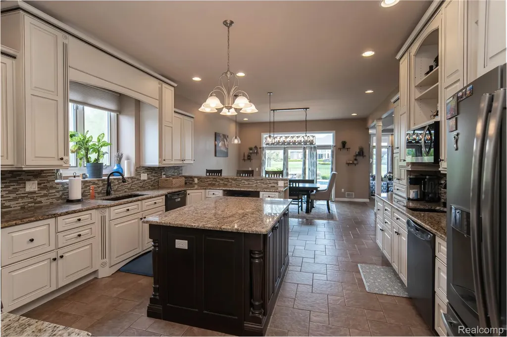 67102 Rachael Lane Washington Township MI 48095