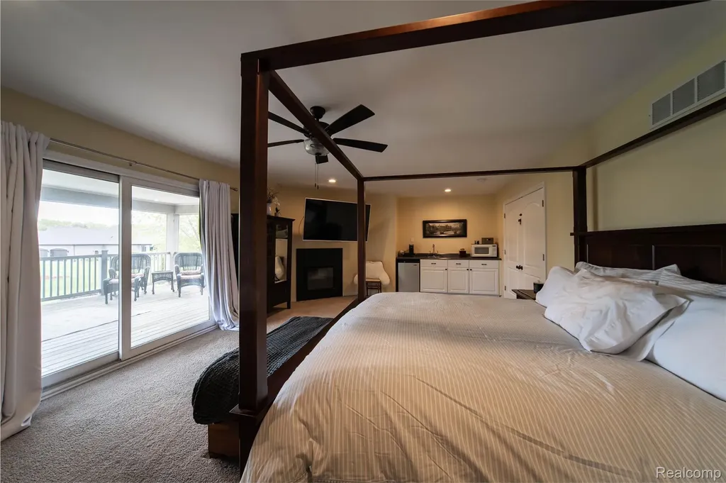 67102 Rachael Lane Washington Township MI 48095