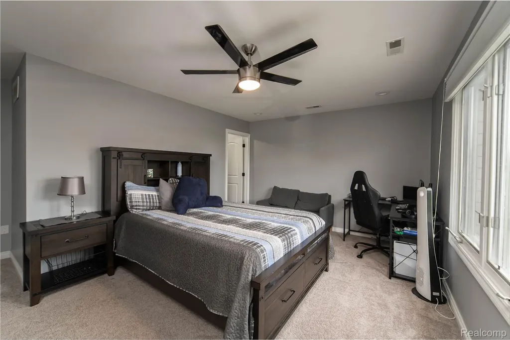 67102 Rachael Lane Washington Township MI 48095