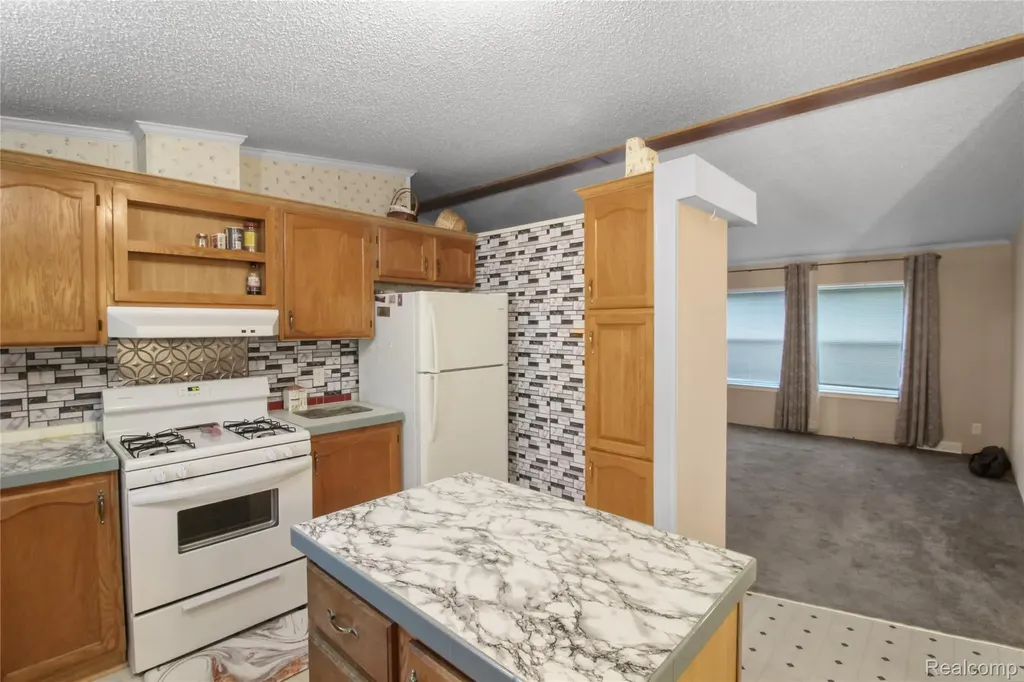13499 Heritage Street Ash Township MI 48117