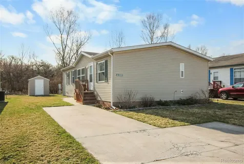 13499 Heritage Street Ash Township MI 48117