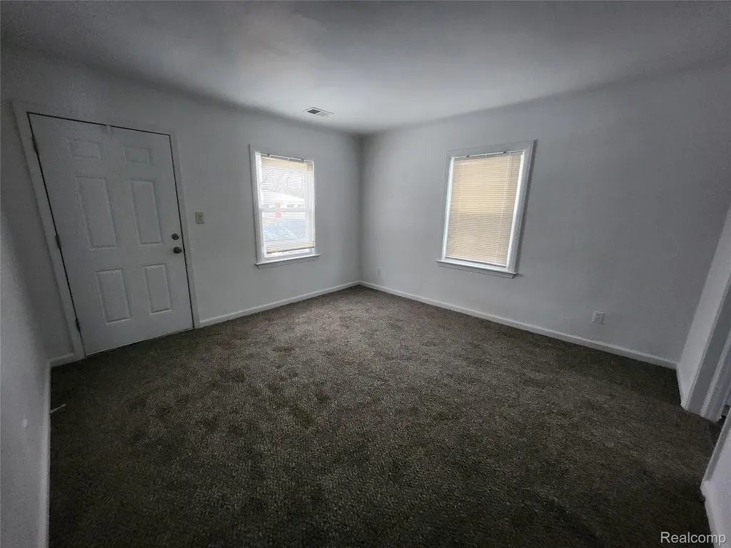 15389 Dixie Redford Charter Township MI 48239