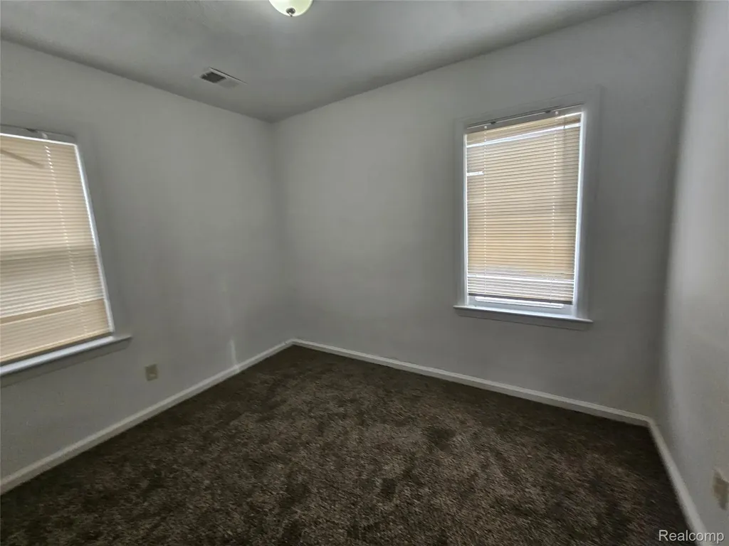 15389 Dixie Redford Charter Township MI 48239