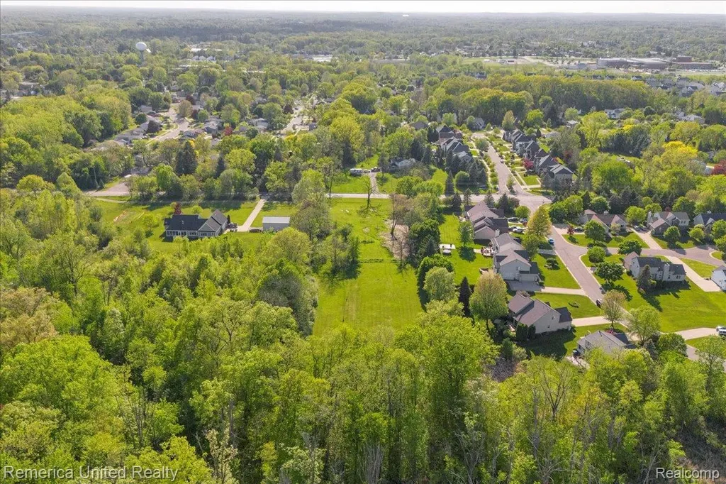 25100 Martindale Road Lyon Charter Township MI 48178