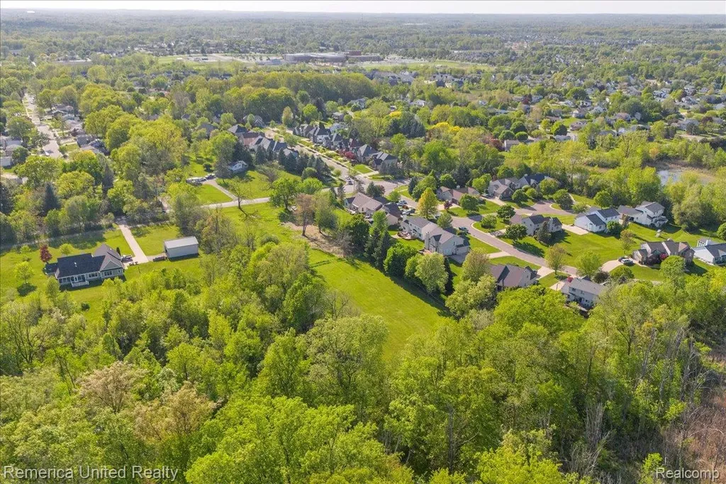 25100 Martindale Road Lyon Charter Township MI 48178