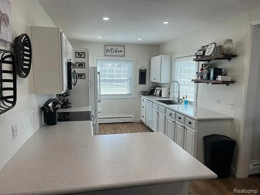 3030 W Newark Road Lapeer City MI 48446