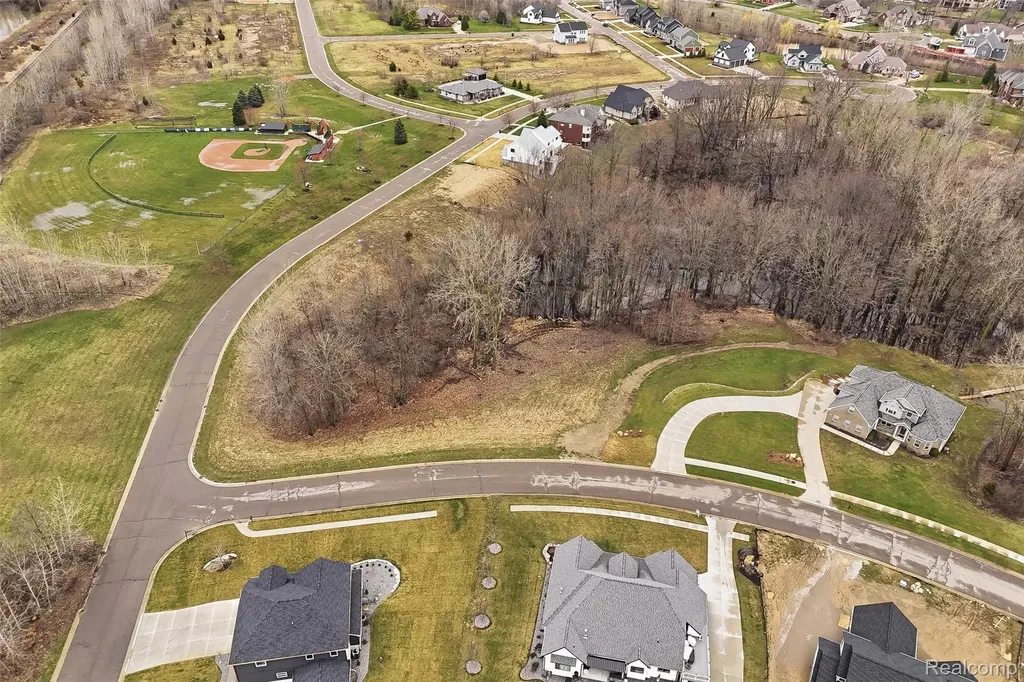 4336 Mccormick Drive Fenton Charter Township MI 48451
