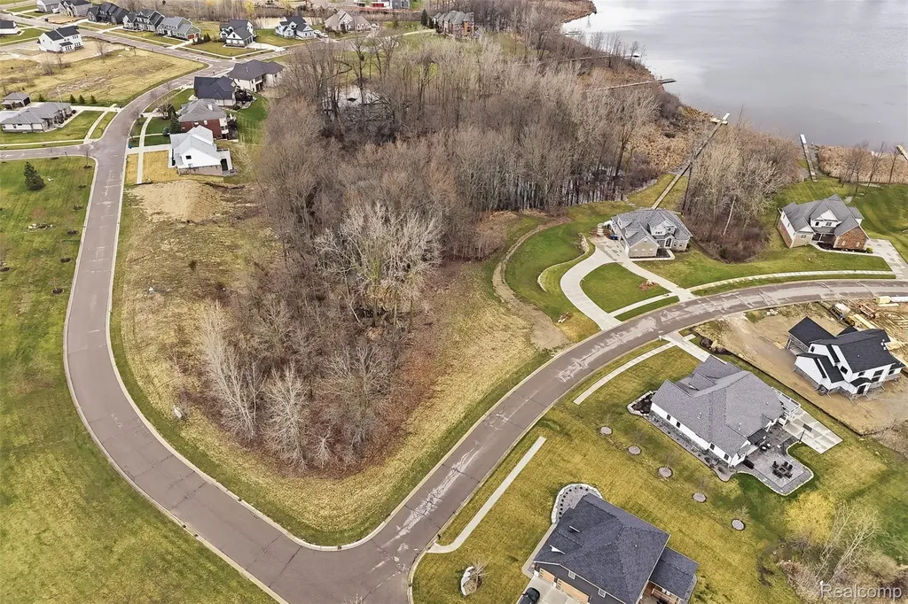 4336 Mccormick Drive Fenton Charter Township MI 48451
