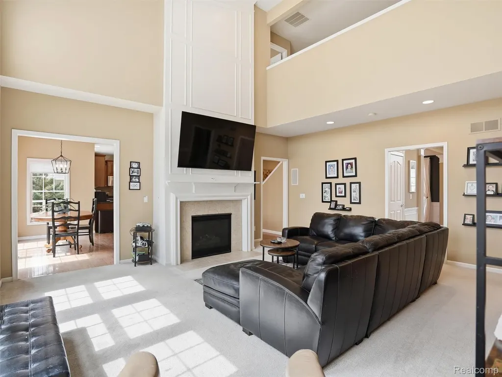 3235 Woodview Circle Orion Charter Township MI 48362