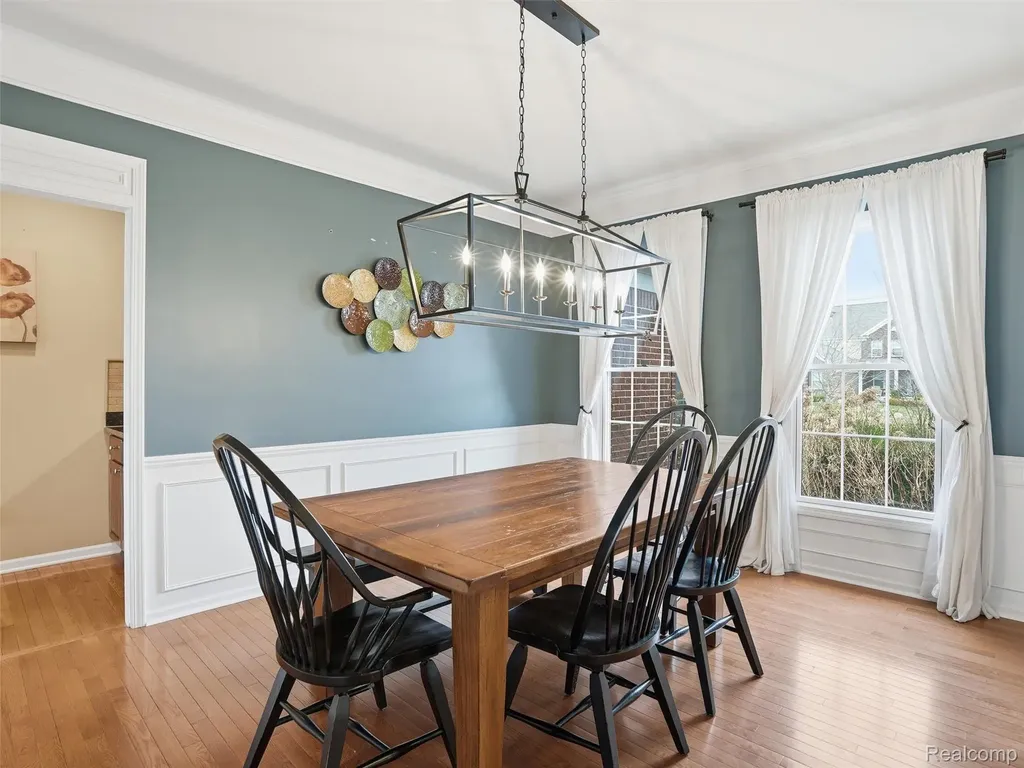 3235 Woodview Circle Orion Charter Township MI 48362