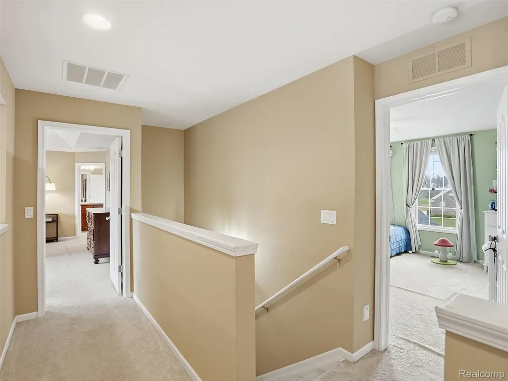 3235 Woodview Circle Orion Charter Township MI 48362