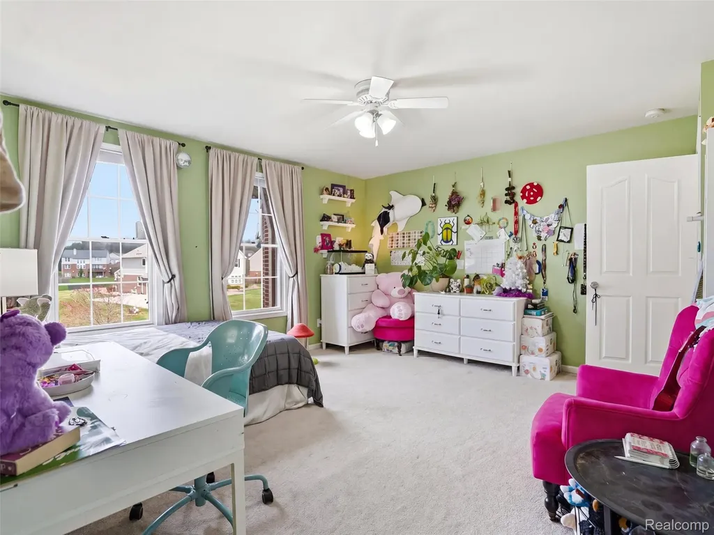 3235 Woodview Circle Orion Charter Township MI 48362