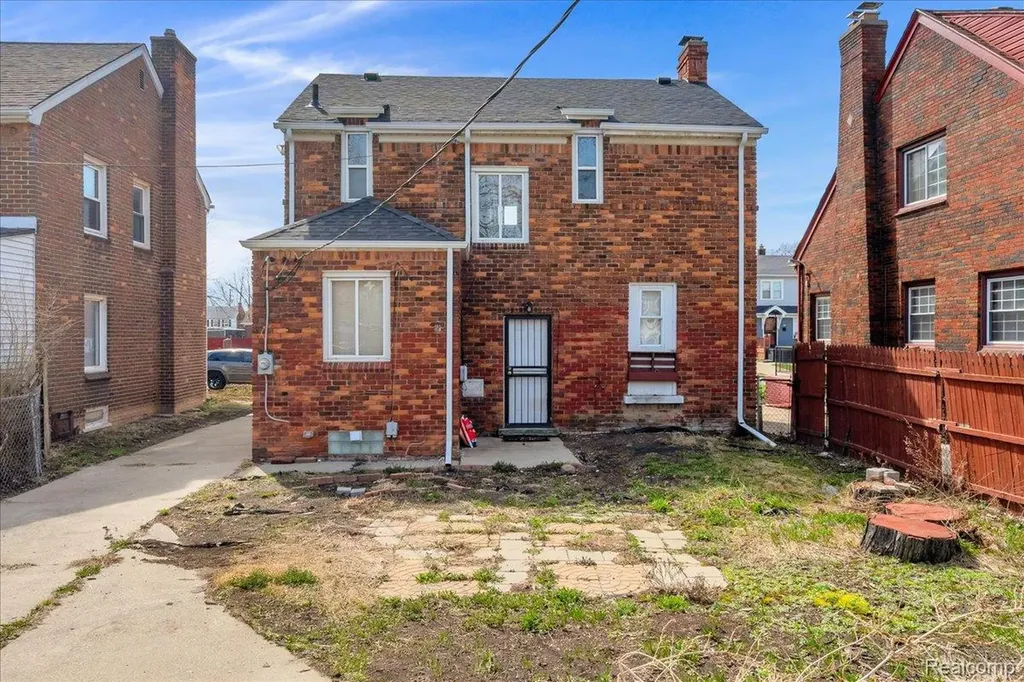 5776 Three Mile Drive Detroit City MI 48224