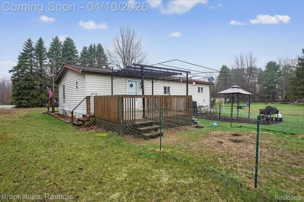 3892 N Ely Highway Arcada Township MI 48801
