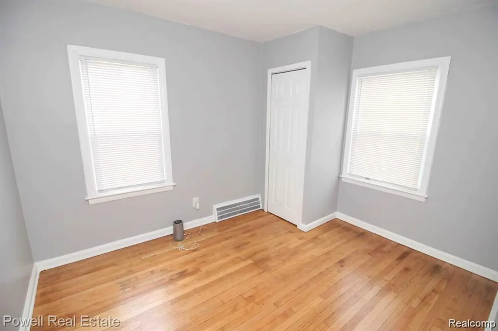 19363 Rosemont Avenue Detroit City MI 48219
