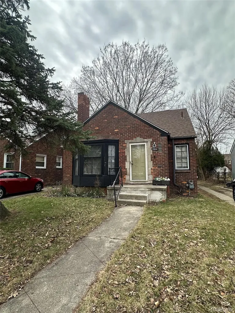 9091 Warwick Street Detroit City MI 48228
