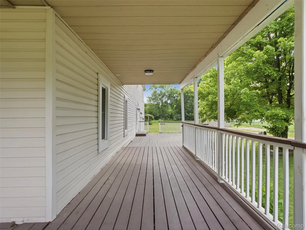 4615 Homesite Drive Orion Charter Township MI 48359