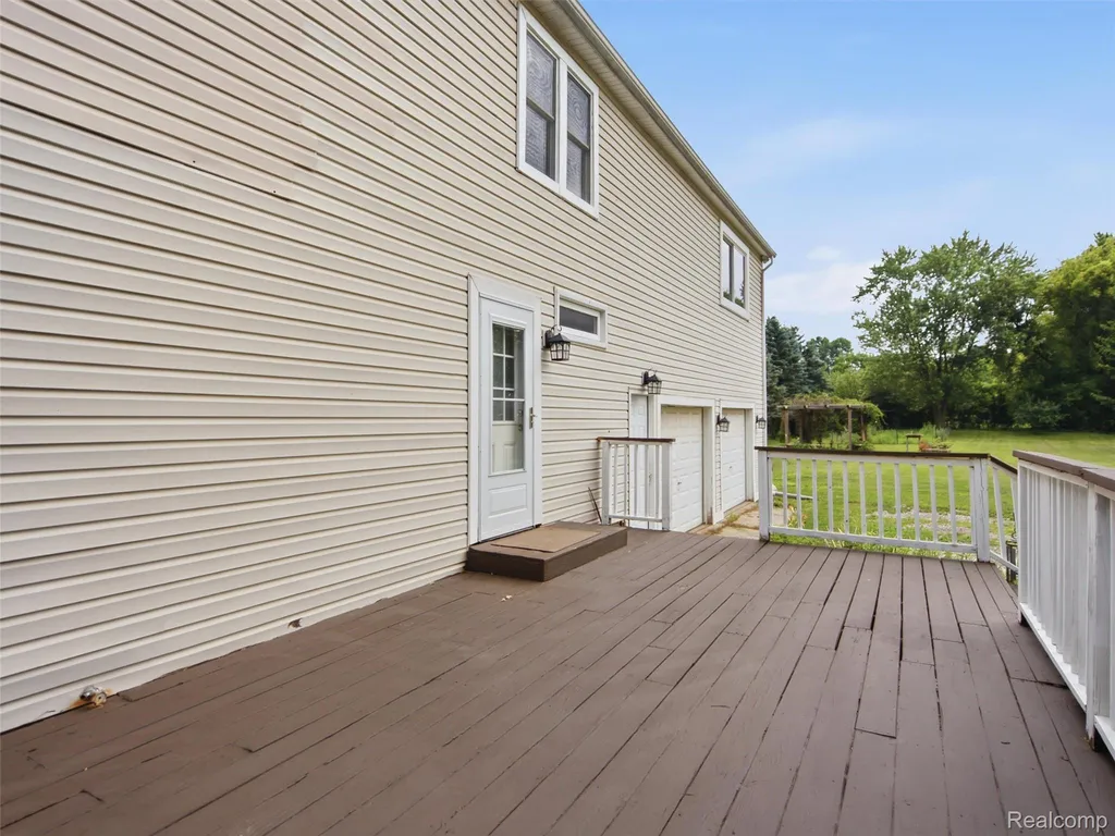 4615 Homesite Drive Orion Charter Township MI 48359