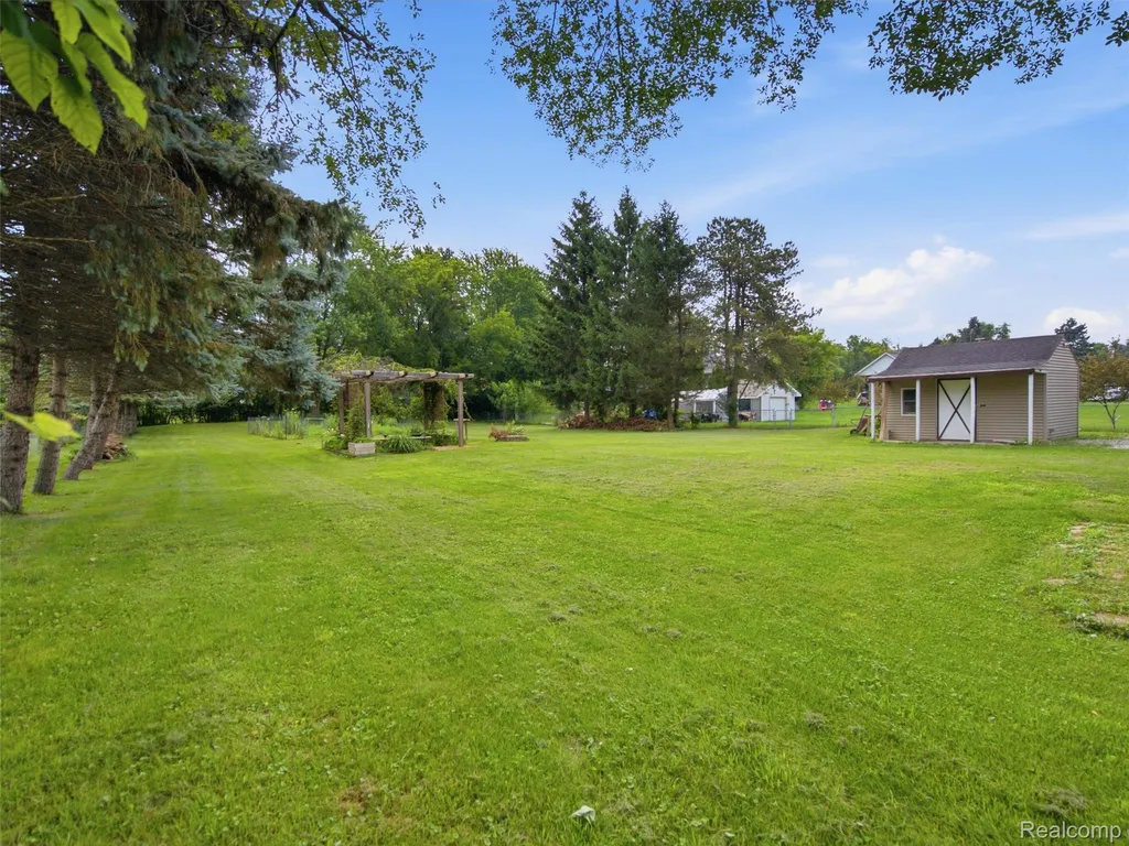 4615 Homesite Drive Orion Charter Township MI 48359