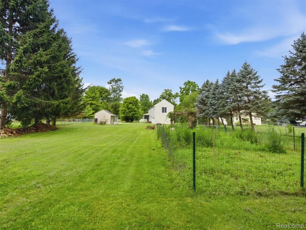 4615 Homesite Drive Orion Charter Township MI 48359