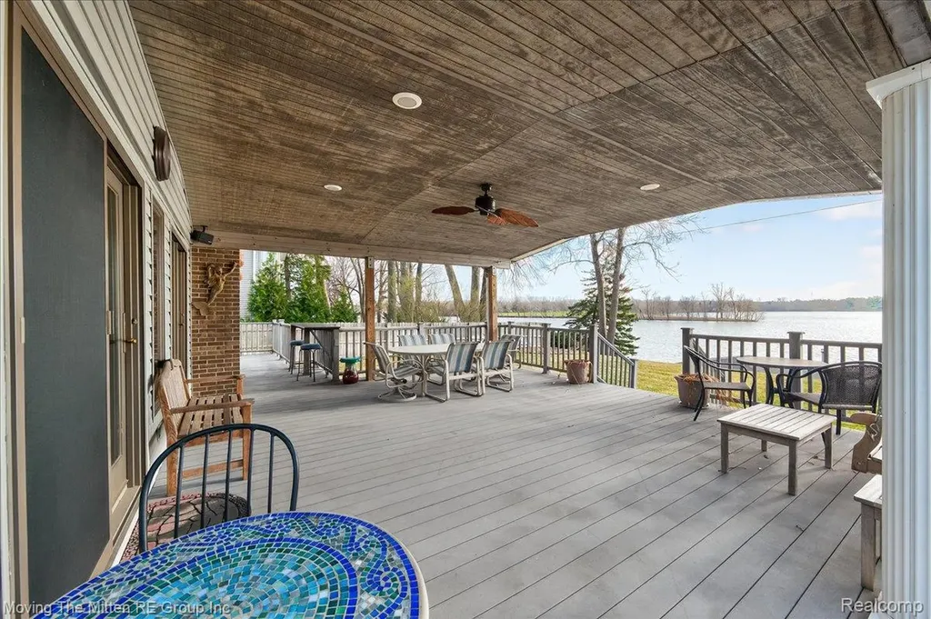 11790 Sunset Lane Van Buren Charter Township MI 48111