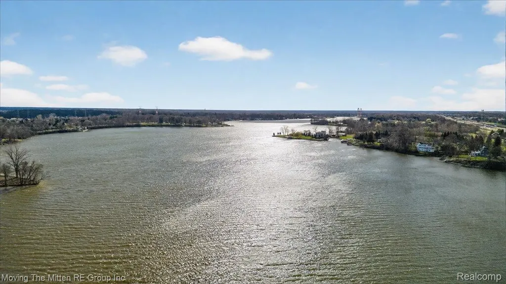 11790 Sunset Lane Van Buren Charter Township MI 48111