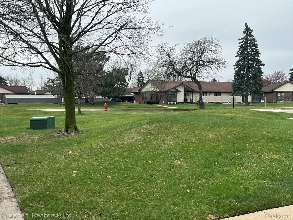 40592 Newport Drive Plymouth Charter Township MI 48170