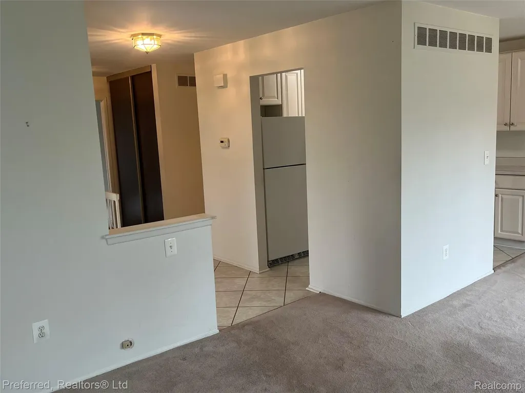 40592 Newport Drive Plymouth Charter Township MI 48170