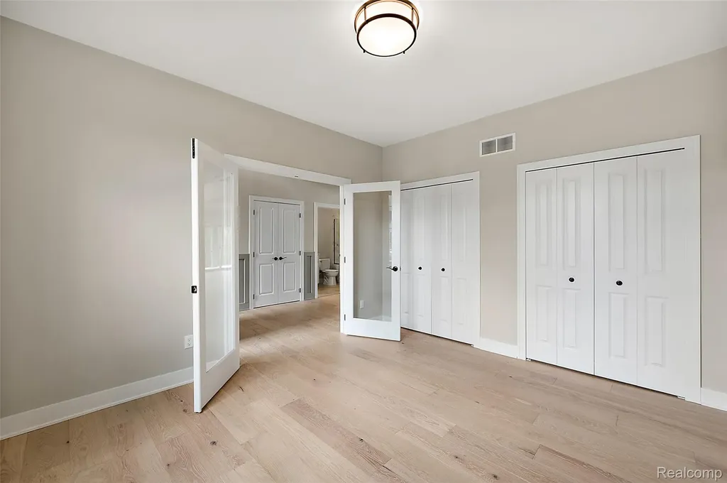 18857 Via Firenze Macomb Township MI 48044