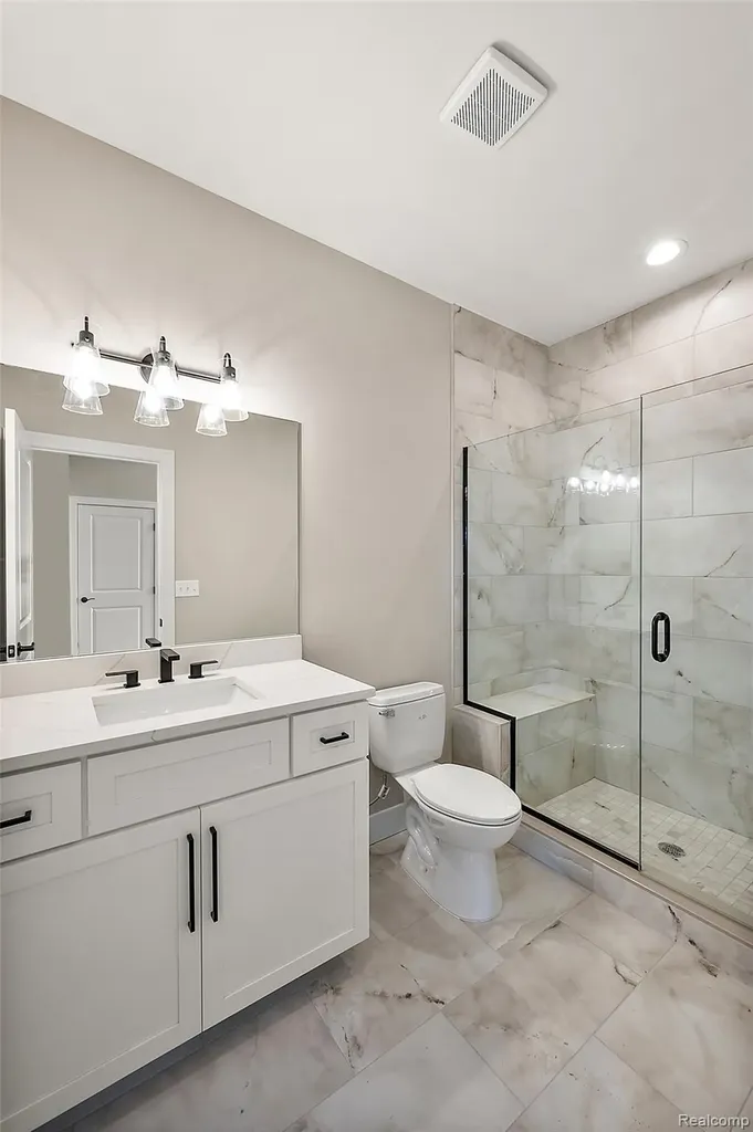 18857 Via Firenze Macomb Township MI 48044