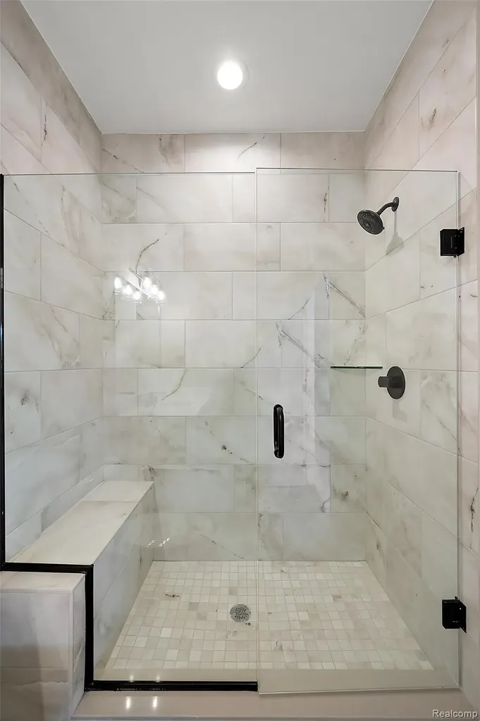 18857 Via Firenze Macomb Township MI 48044