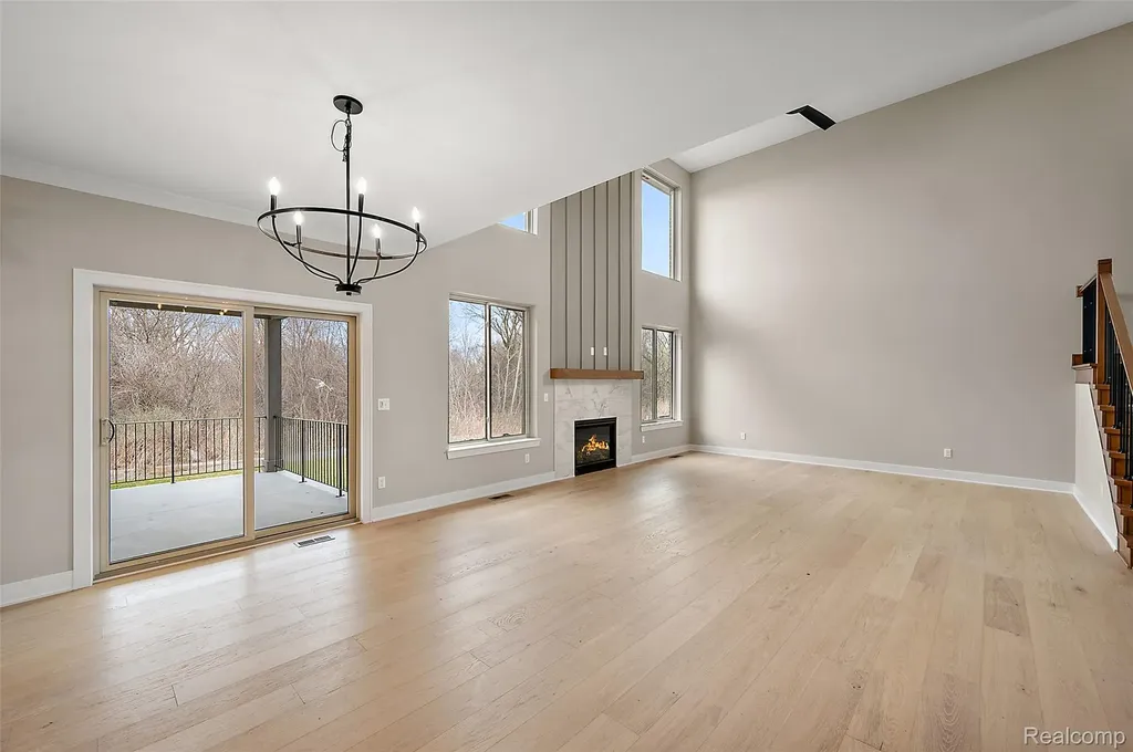 18857 Via Firenze Macomb Township MI 48044